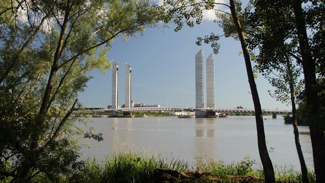 Pont Chaban Delmas