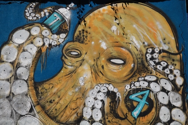Street art Bordeaux Hangars Bassins à flot